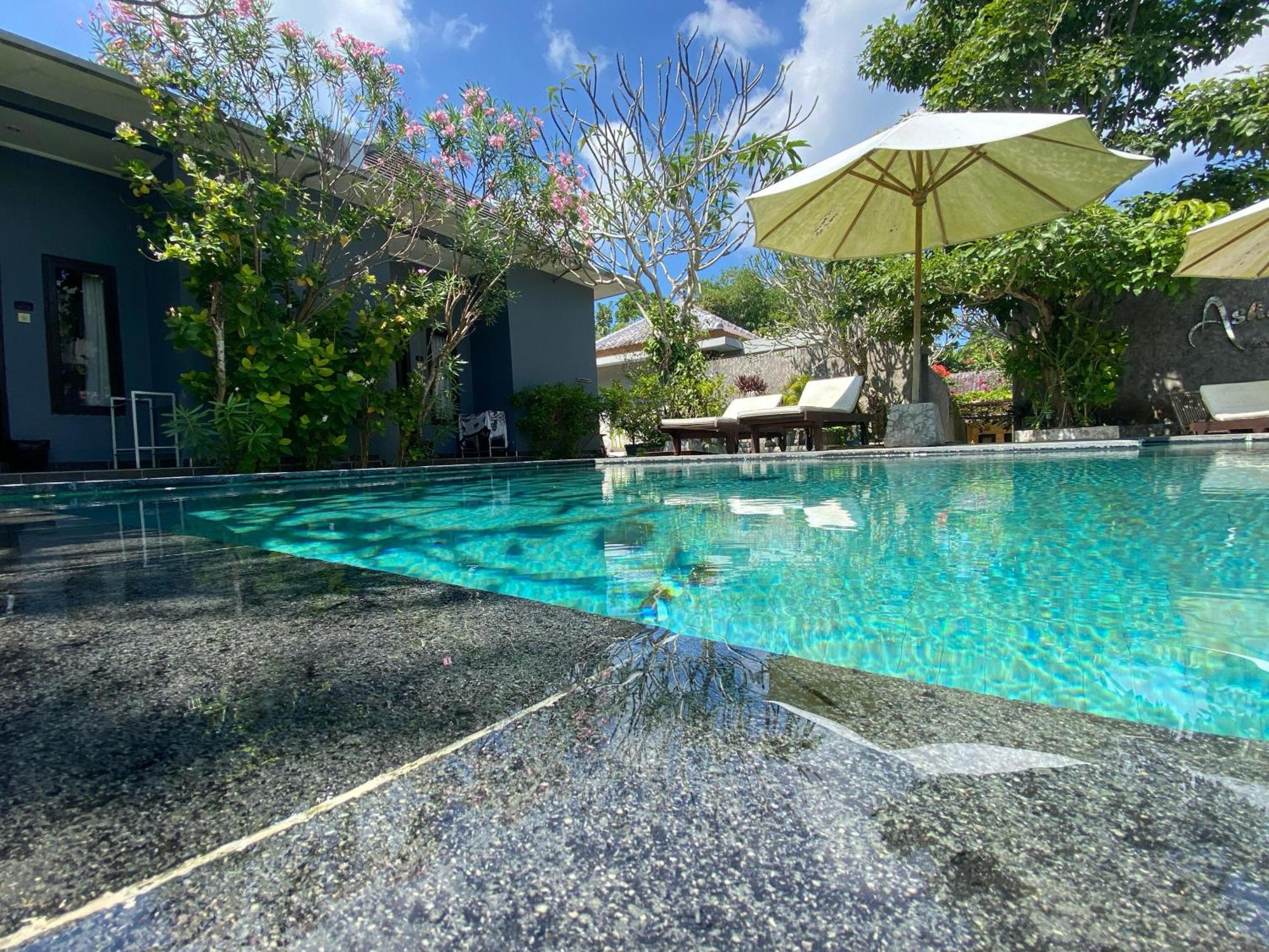 Ashana Hotel Uluwatu  Exterior photo
