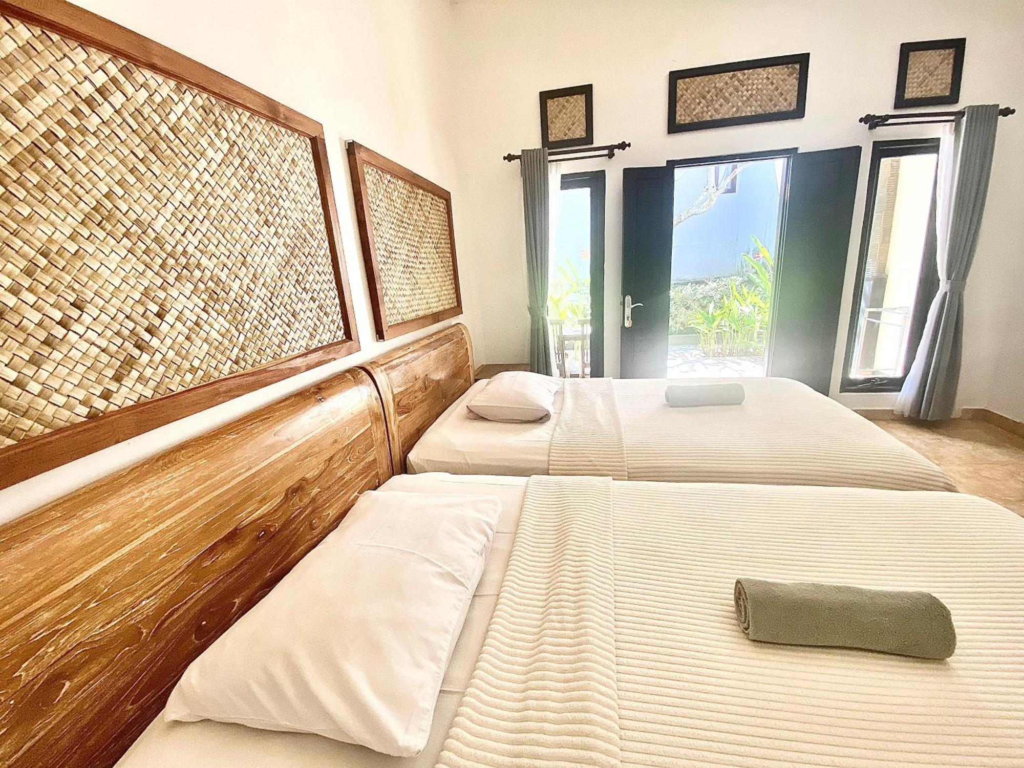 Ashana Hotel Uluwatu  Exterior photo
